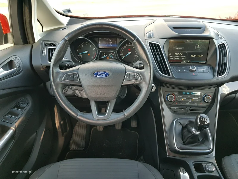 Ford C-Max II 13