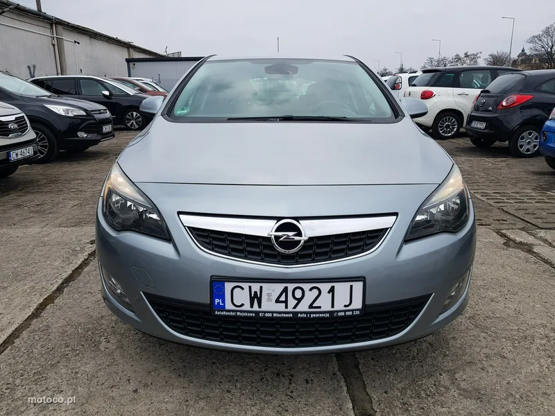 Opel Astra J 2