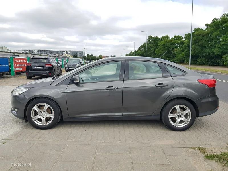 Ford Focus III 8
