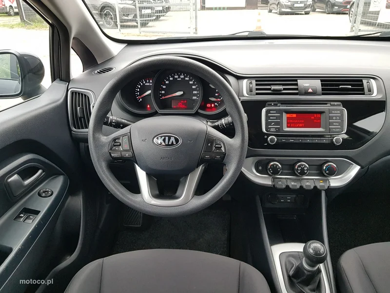 Kia Rio 13