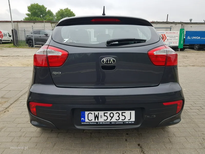 Kia Rio 6