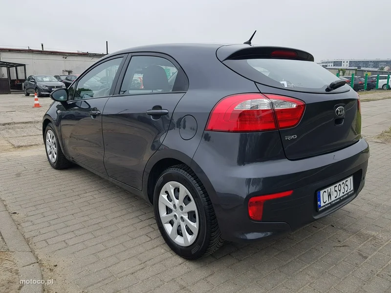 Kia Rio 7