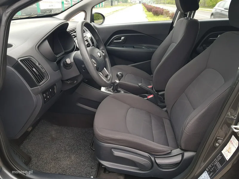 Kia Rio 9