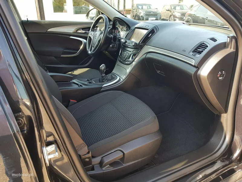 Opel Insignia A 16