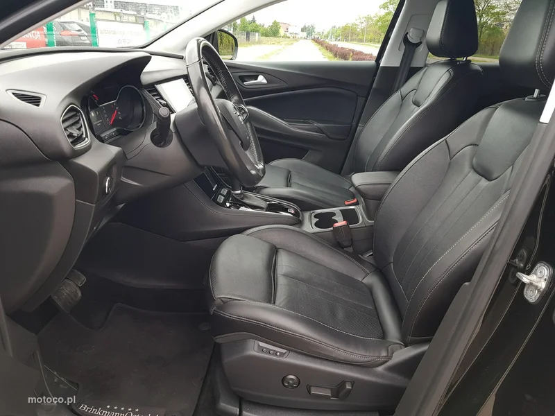 Opel Grandland X 10