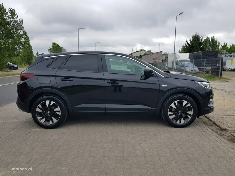 Opel Grandland X 4