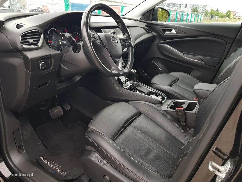 Opel Grandland X 10