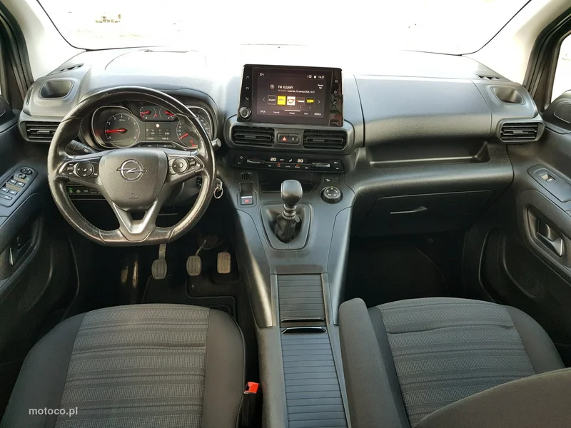 Opel Combo Life 12