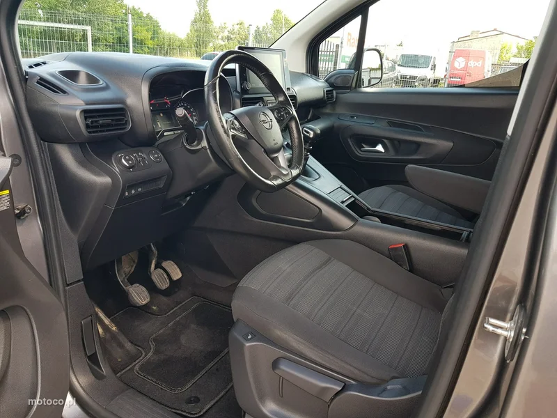 Opel Combo Life 10