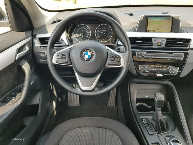 BMW X1 F48 15