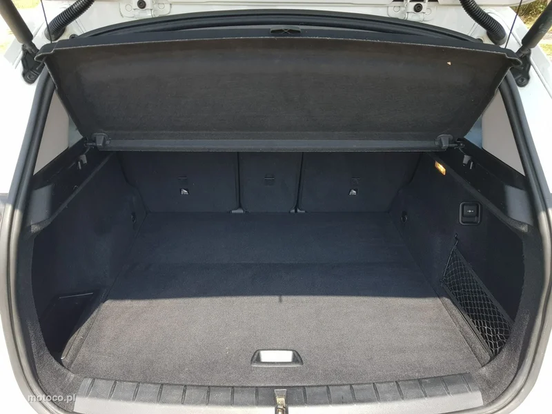 BMW X1 F48 16