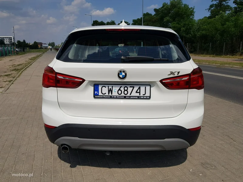 BMW X1 F48 7