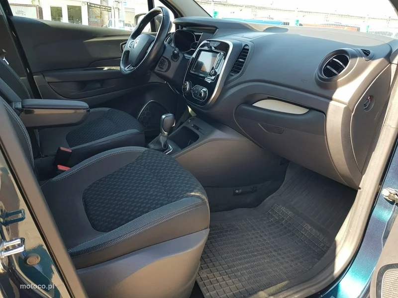 Renault Captur I 16