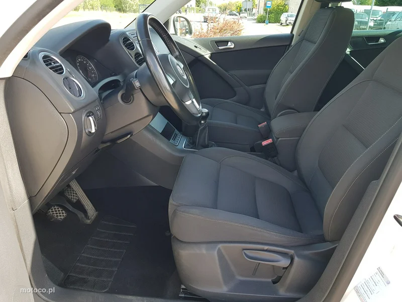 Volkswagen Tiguan 5N 9