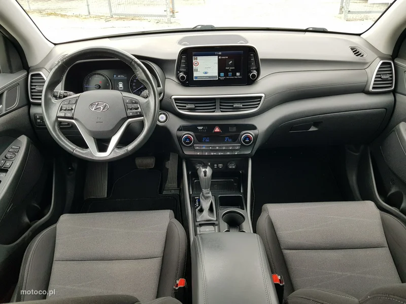 Hyundai TUCSON 12