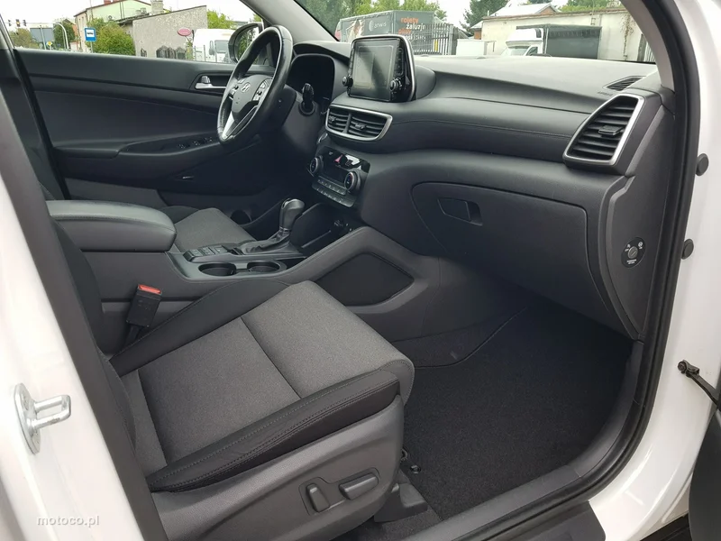 Hyundai TUCSON 16
