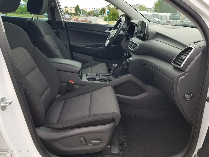 Hyundai TUCSON 17