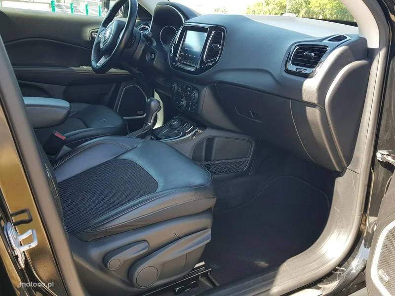 Jeep Compass 17
