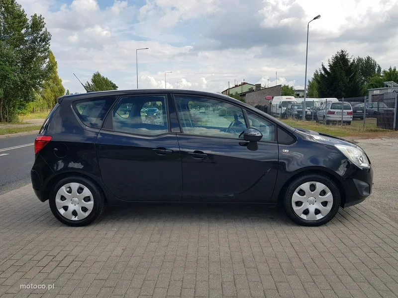 Opel Meriva B 4