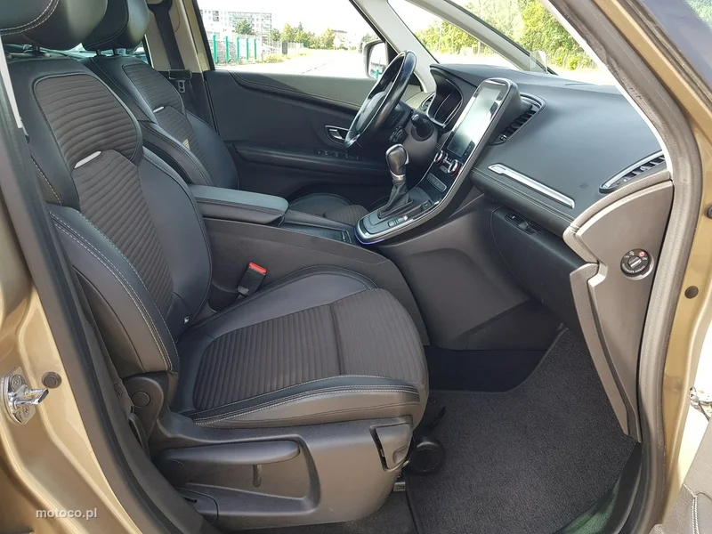 Renault Scenic IV 17