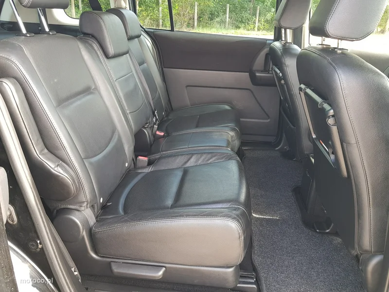 Mazda 5 16