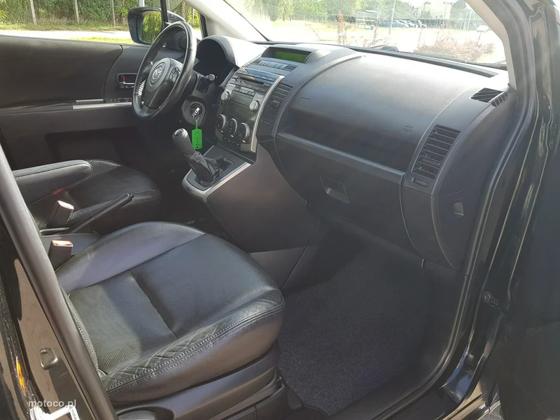 Mazda 5 17