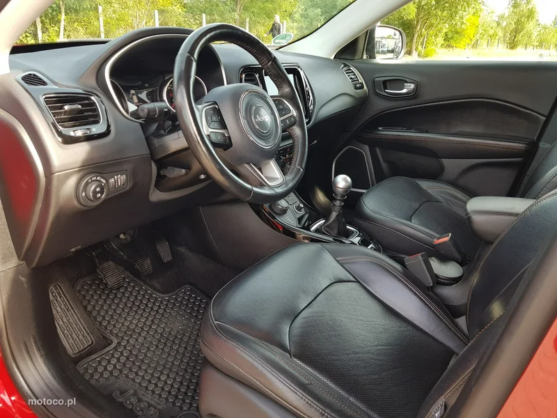Jeep Compass 10