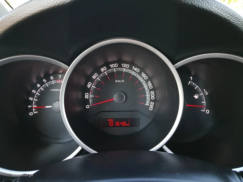 Kia Venga 21