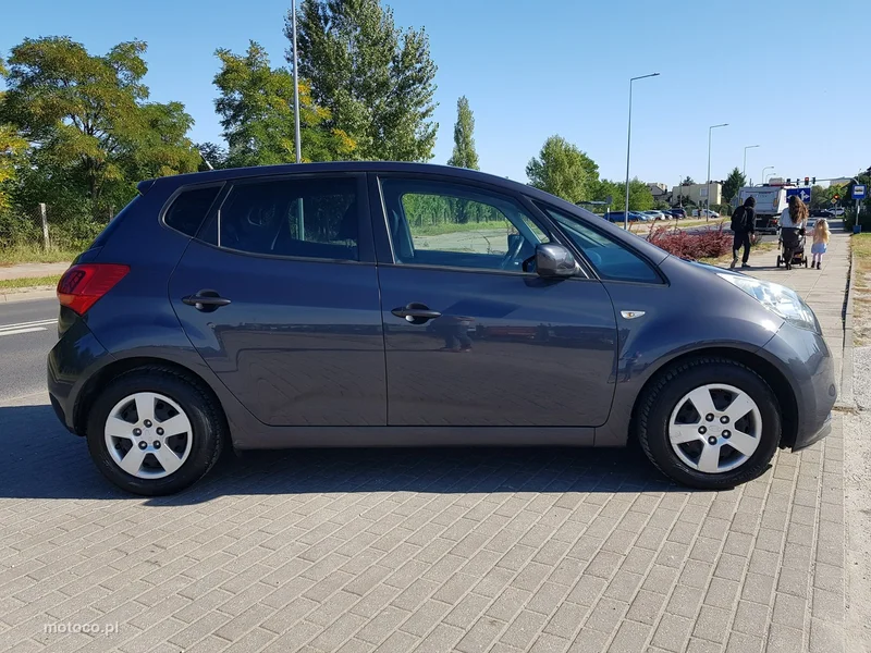 Kia Venga 4