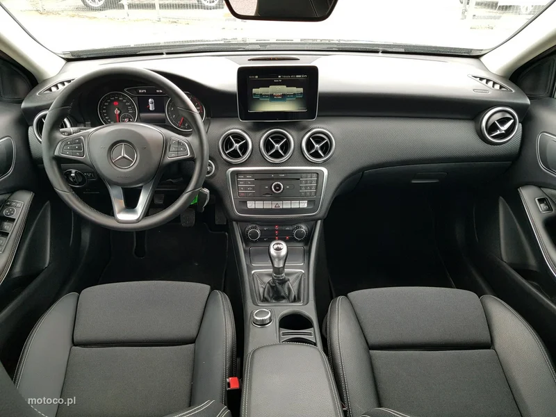 Mercedes-Benz Klasa A W176 A 160 12
