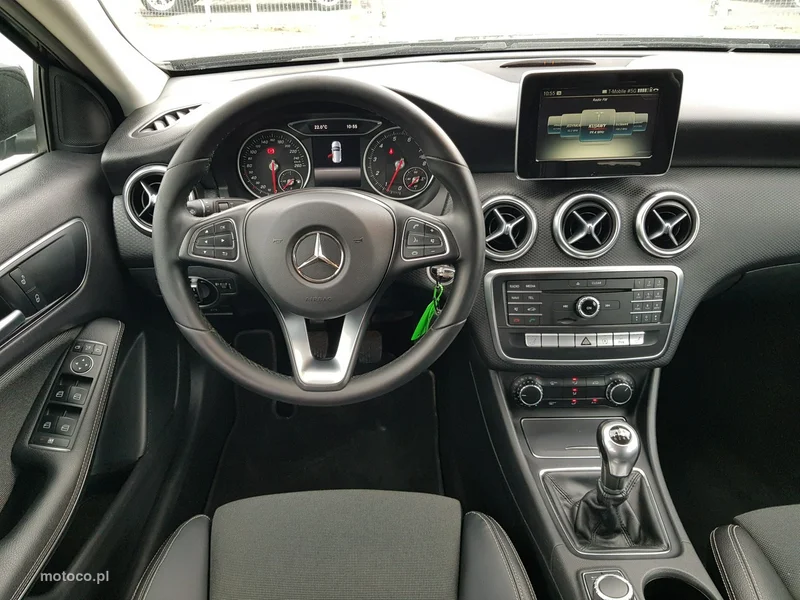 Mercedes-Benz Klasa A W176 A 160 13