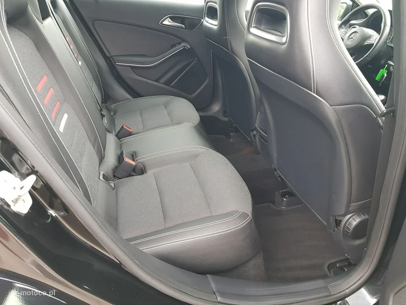 Mercedes-Benz Klasa A W176 A 160 15