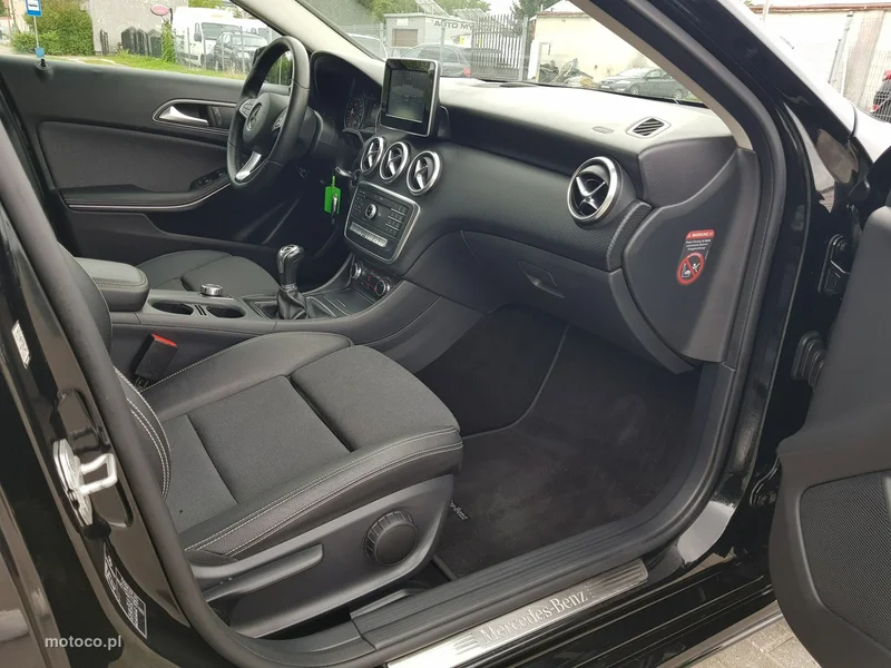 Mercedes-Benz Klasa A W176 A 160 16