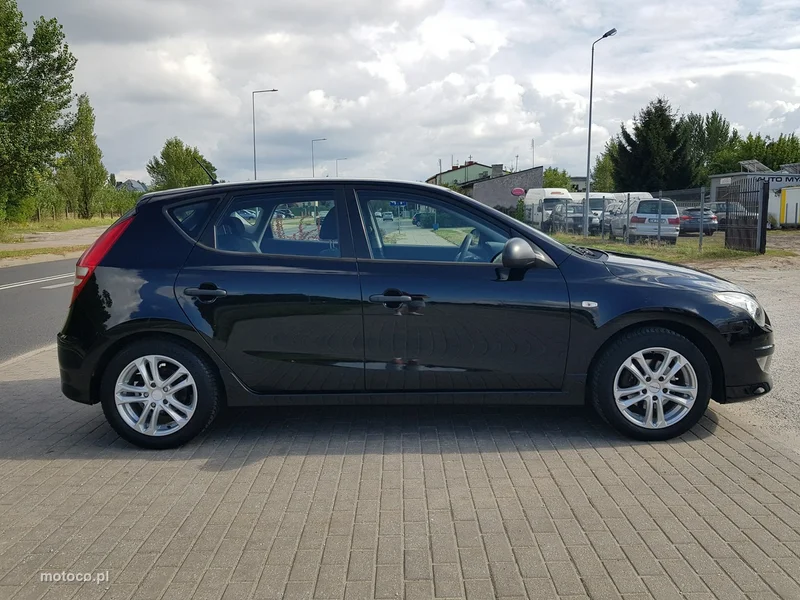 Hyundai i30 4