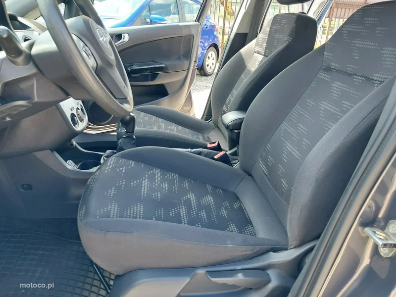 Opel Corsa D 17