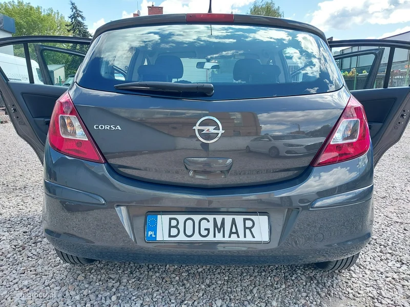 Opel Corsa D 9