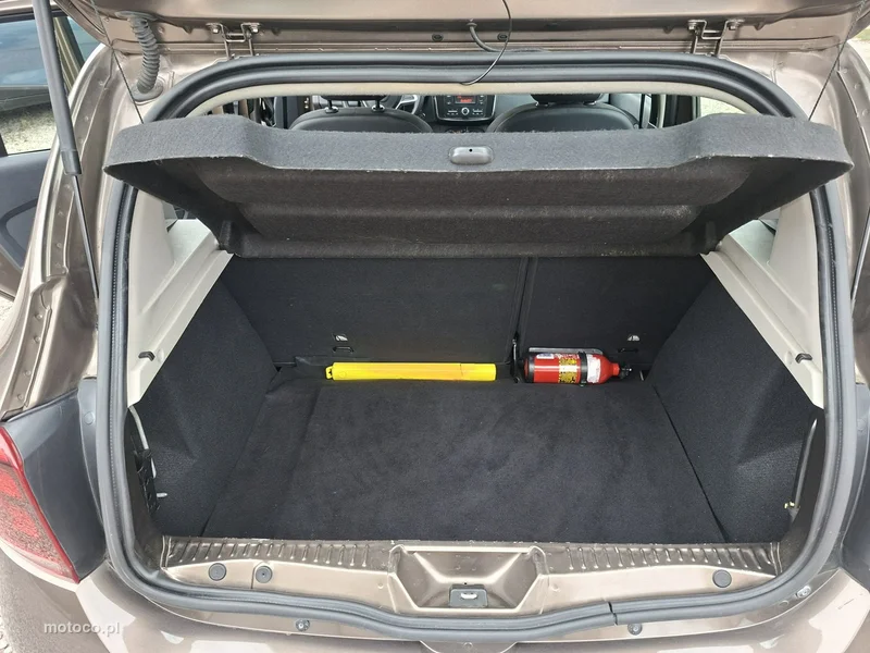 Dacia Sandero 14