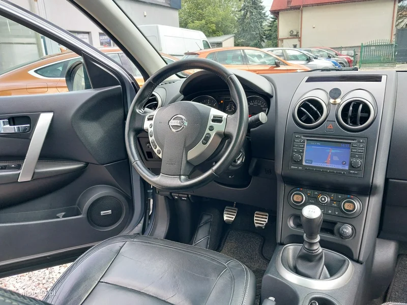 Nissan Qashqai+2 19