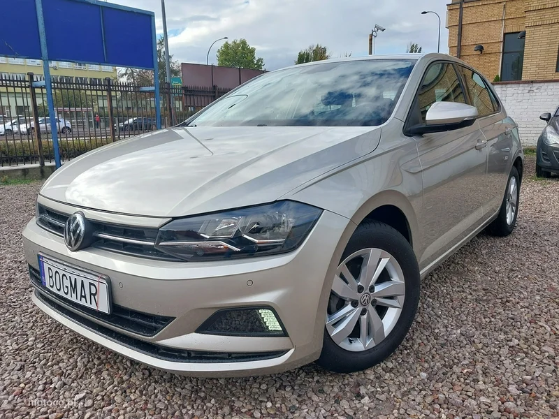 Volkswagen Polo VI AW 12