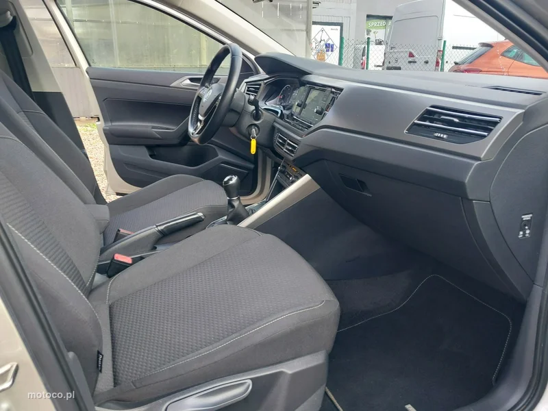 Volkswagen Polo VI AW 14
