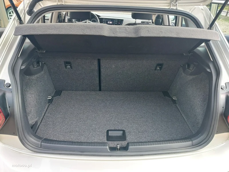 Volkswagen Polo VI AW 18