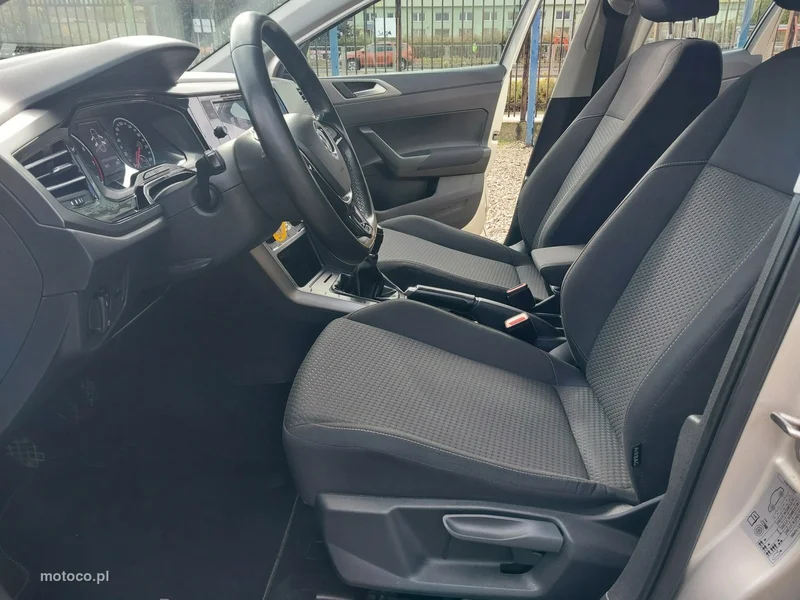 Volkswagen Polo VI AW 21