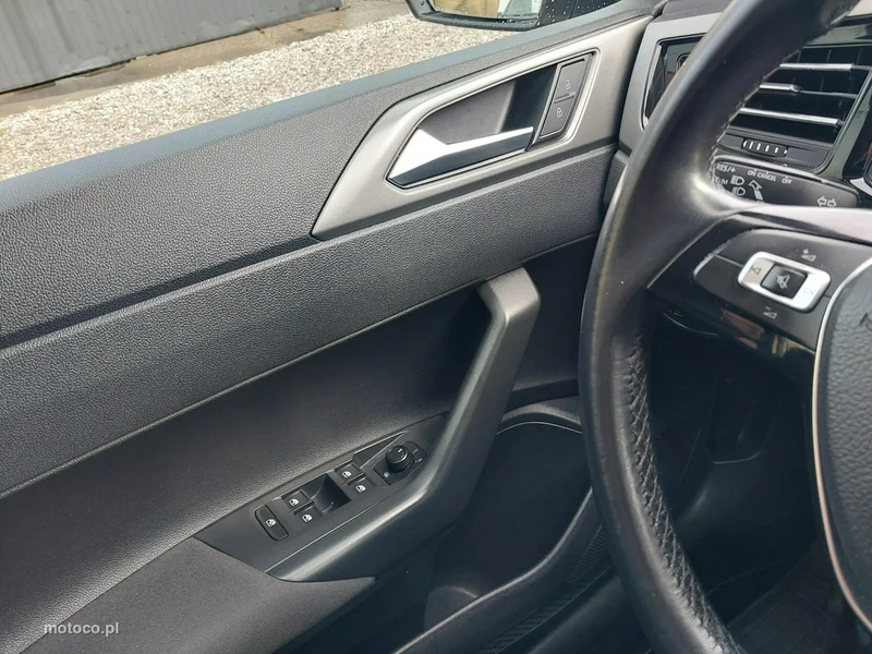 Volkswagen Polo VI AW 23