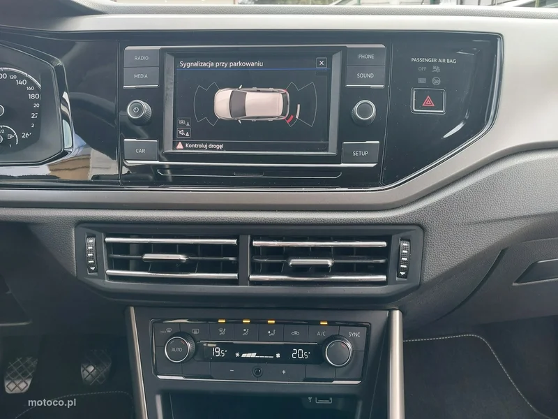 Volkswagen Polo VI AW 4