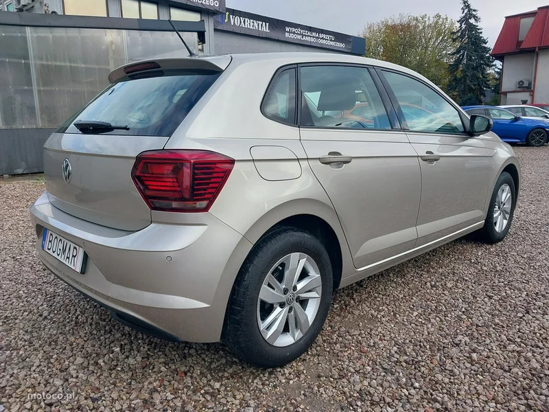 Volkswagen Polo VI AW 8