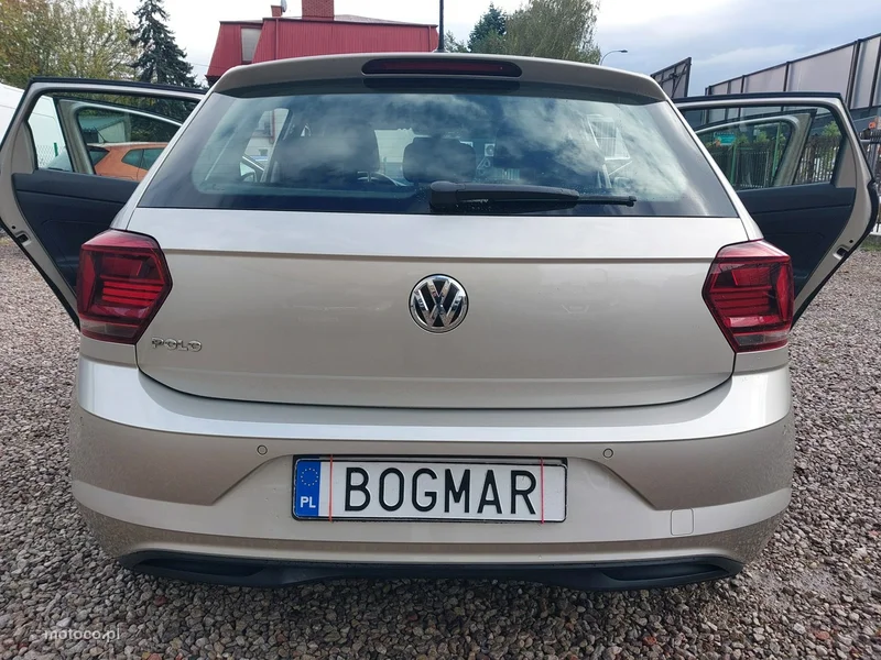 Volkswagen Polo VI AW 10