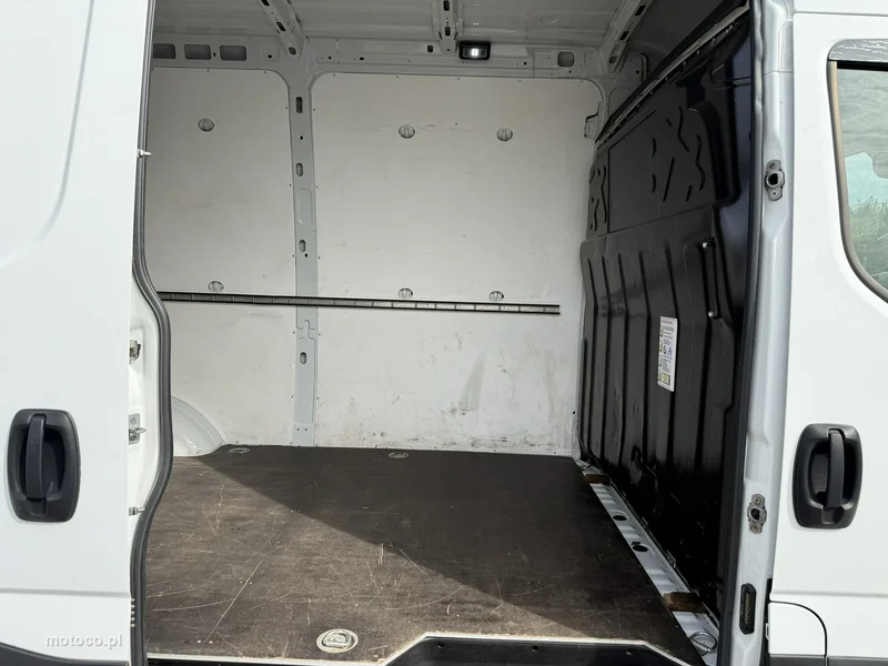 Iveco Daily 35S14 V 10