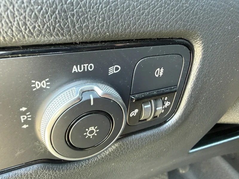 Mercedes-Benz Vito 14
