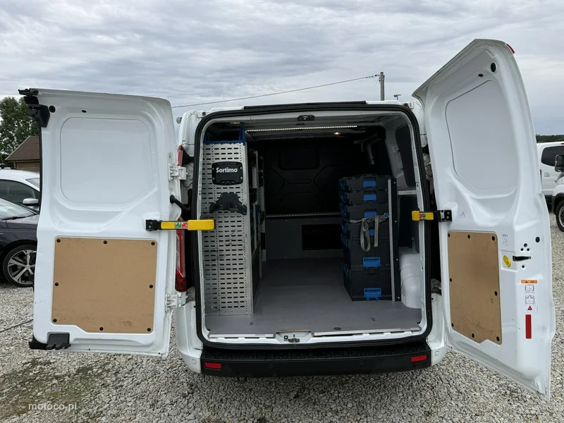 Ford Transit Custom 8