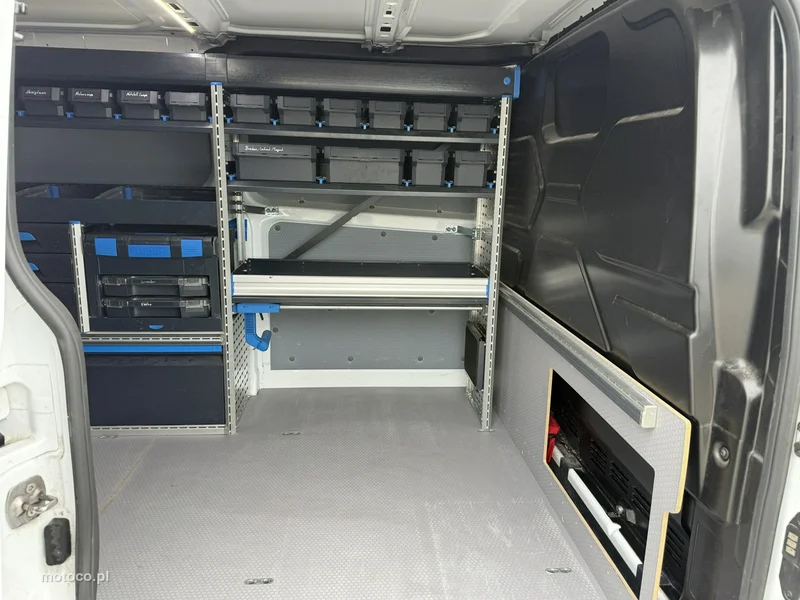 Ford Transit Custom 9